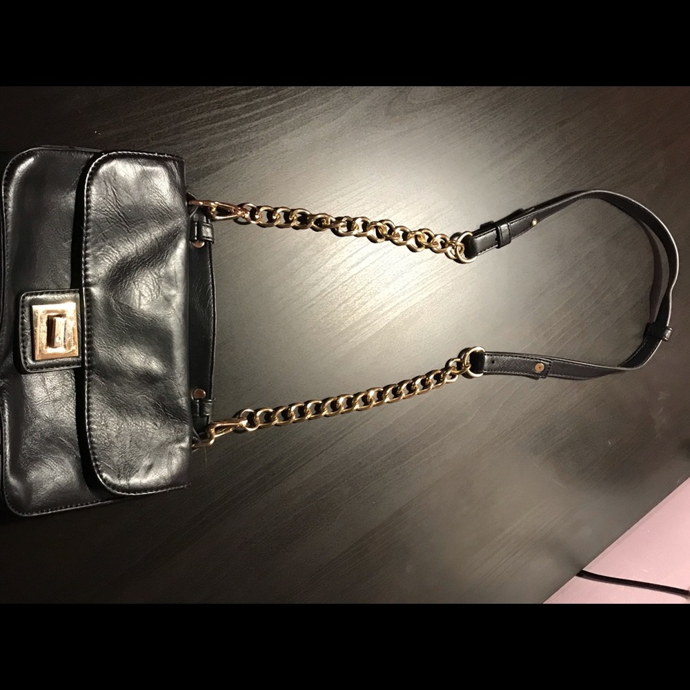 Black forever 21 chain bag